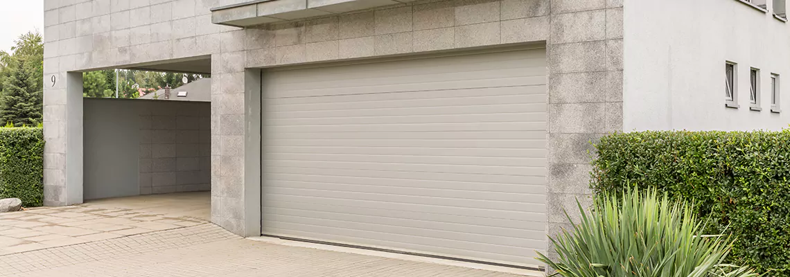 Residential Overhead Door Repair in Valrico, FL