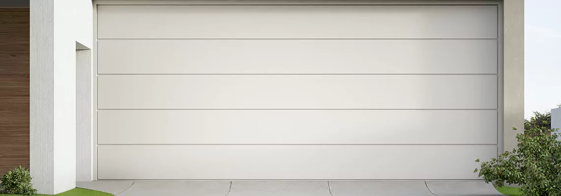 Sliding Garage Door Repair Help in Valrico, Florida