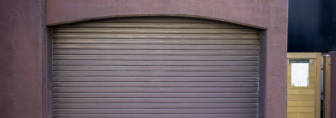 Fallen Garage Door Worn Rollers Replacement in Valrico, Florida